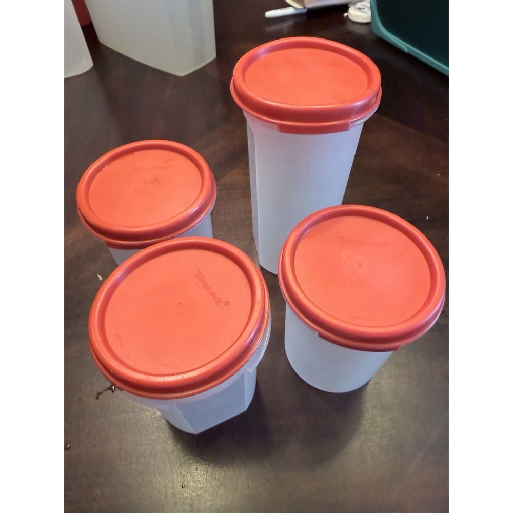 Vintage Tupperware Red Modular Plates With Lids